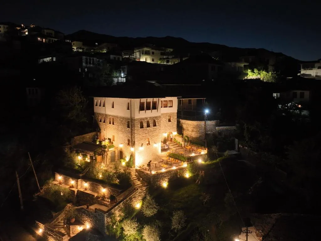 The Stone Sky Hotel - Gjirokastër